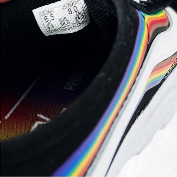 NIB Vans Old Skool Sentry Pride Black & White Rainbow Platform Sneakers - Picture 9 of 11